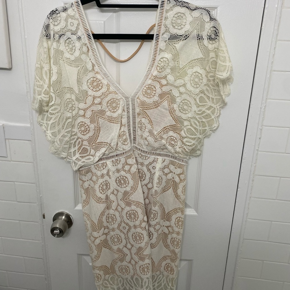 White Lace Foxiedox dress. Size large. From Planet Blue. Worn once